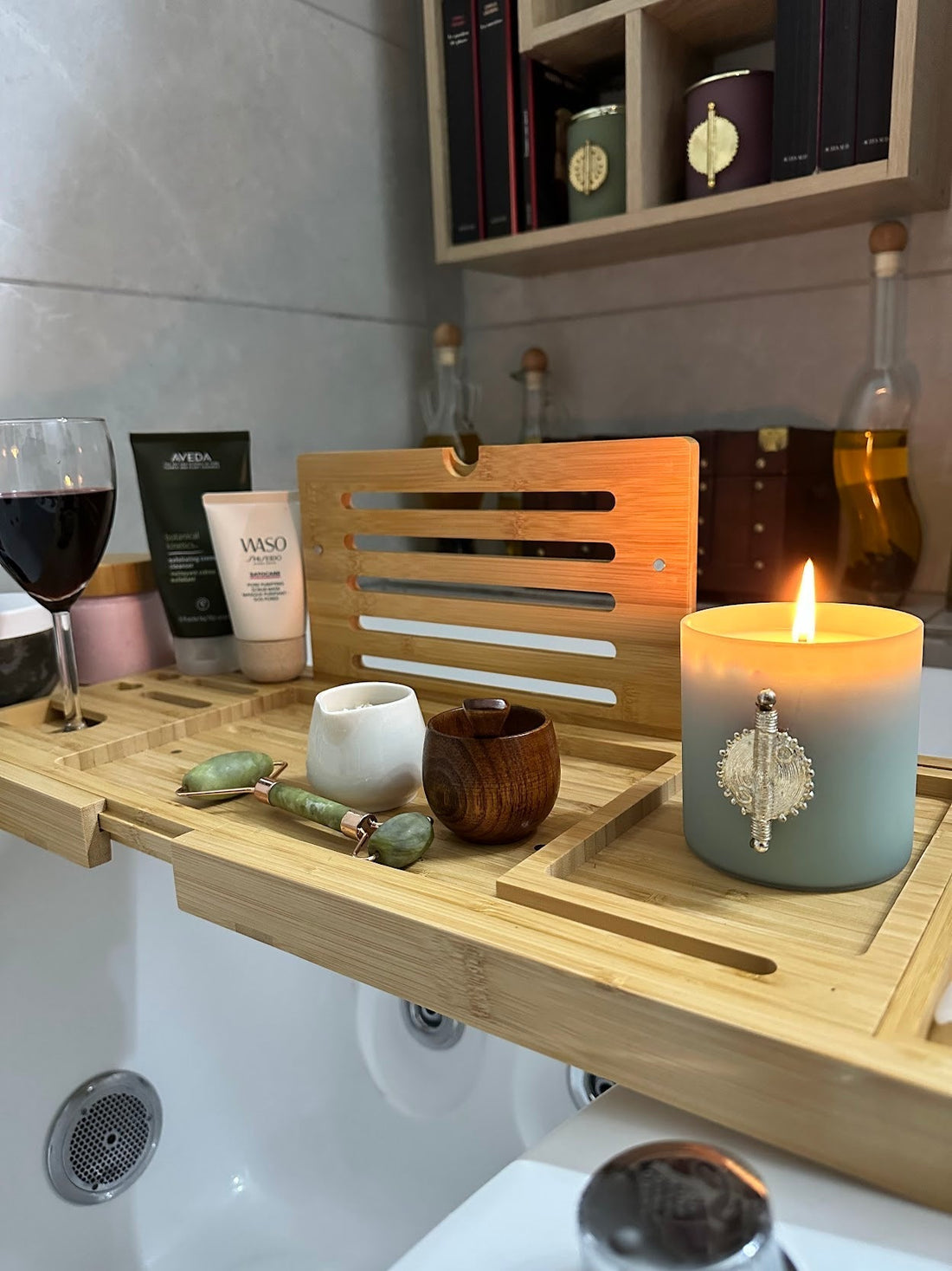 Cire Naturelle vs. Paraffine: Pourquoi la bougie naturelle s’impose - MIYA’s Boutiques
