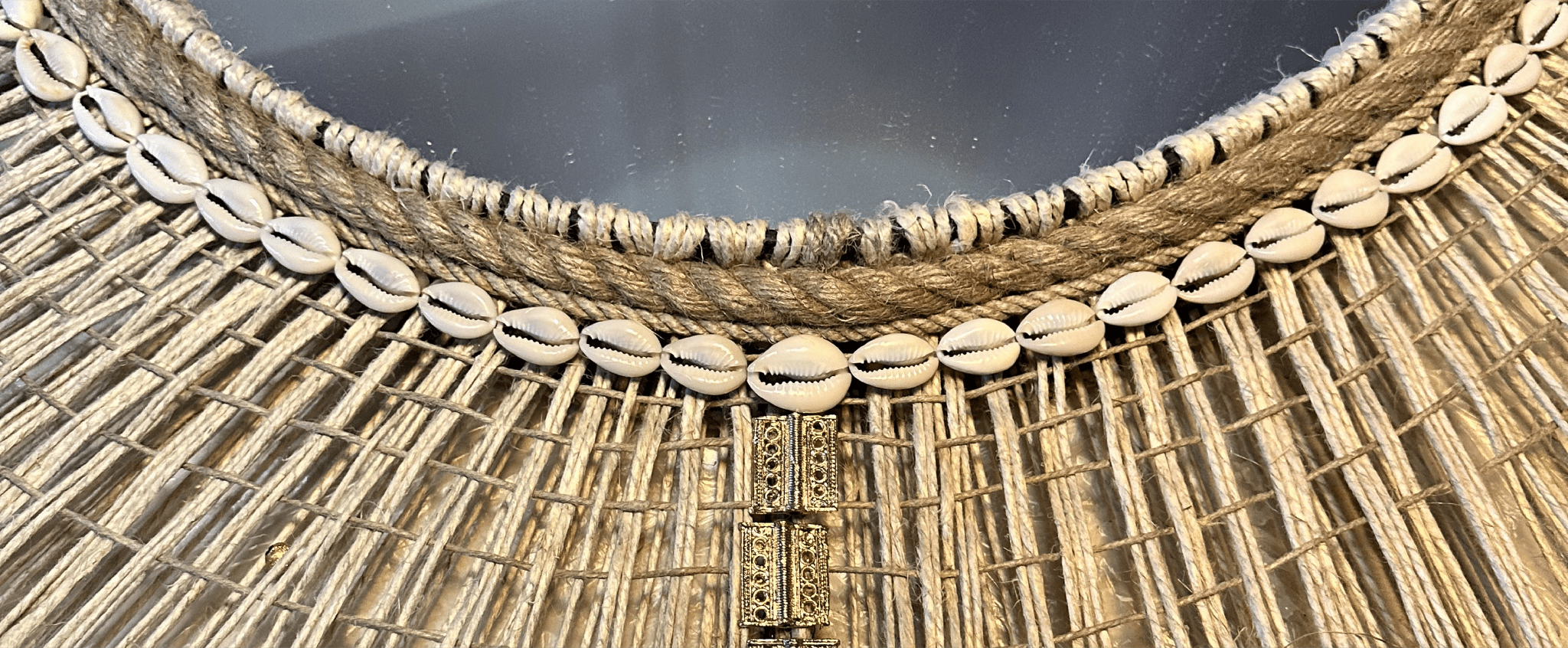 La Collection "Mirrors to the World” - MIYA