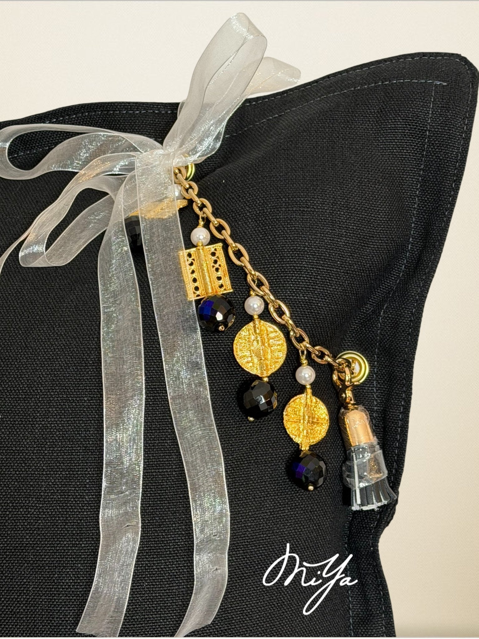 Coussin en lin noir – décoration bohème chic | SIERRA by MIYA - MIYA