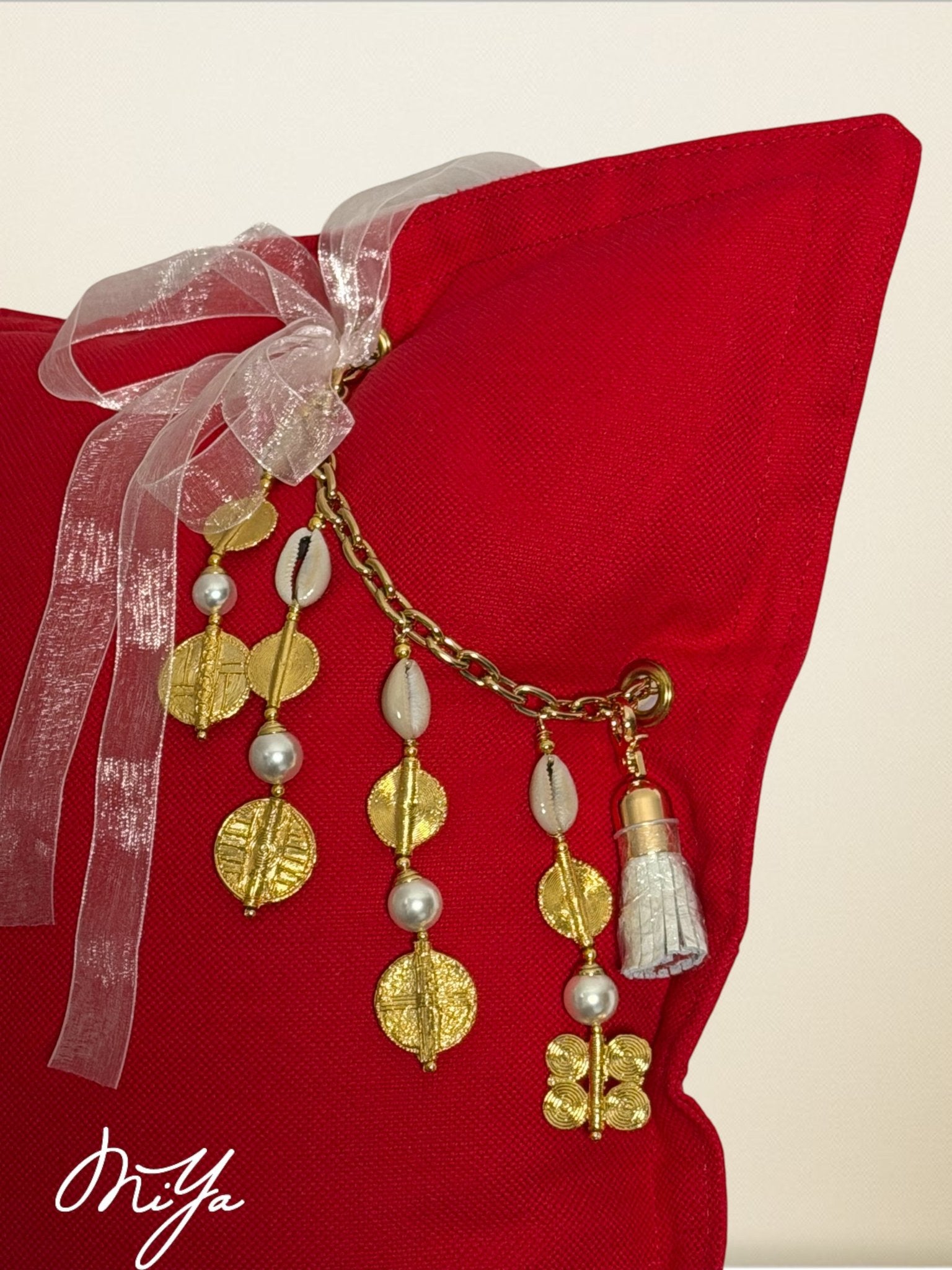 Coussin en lin rouge – décoration bohème chic | SIERRA by MIYA - MIYA