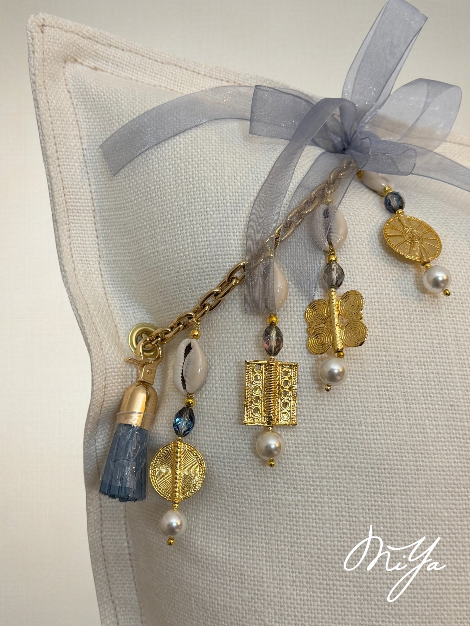 Coussin en lin écru – décoration bohème chic | SIERRA by MIYA - MIYA