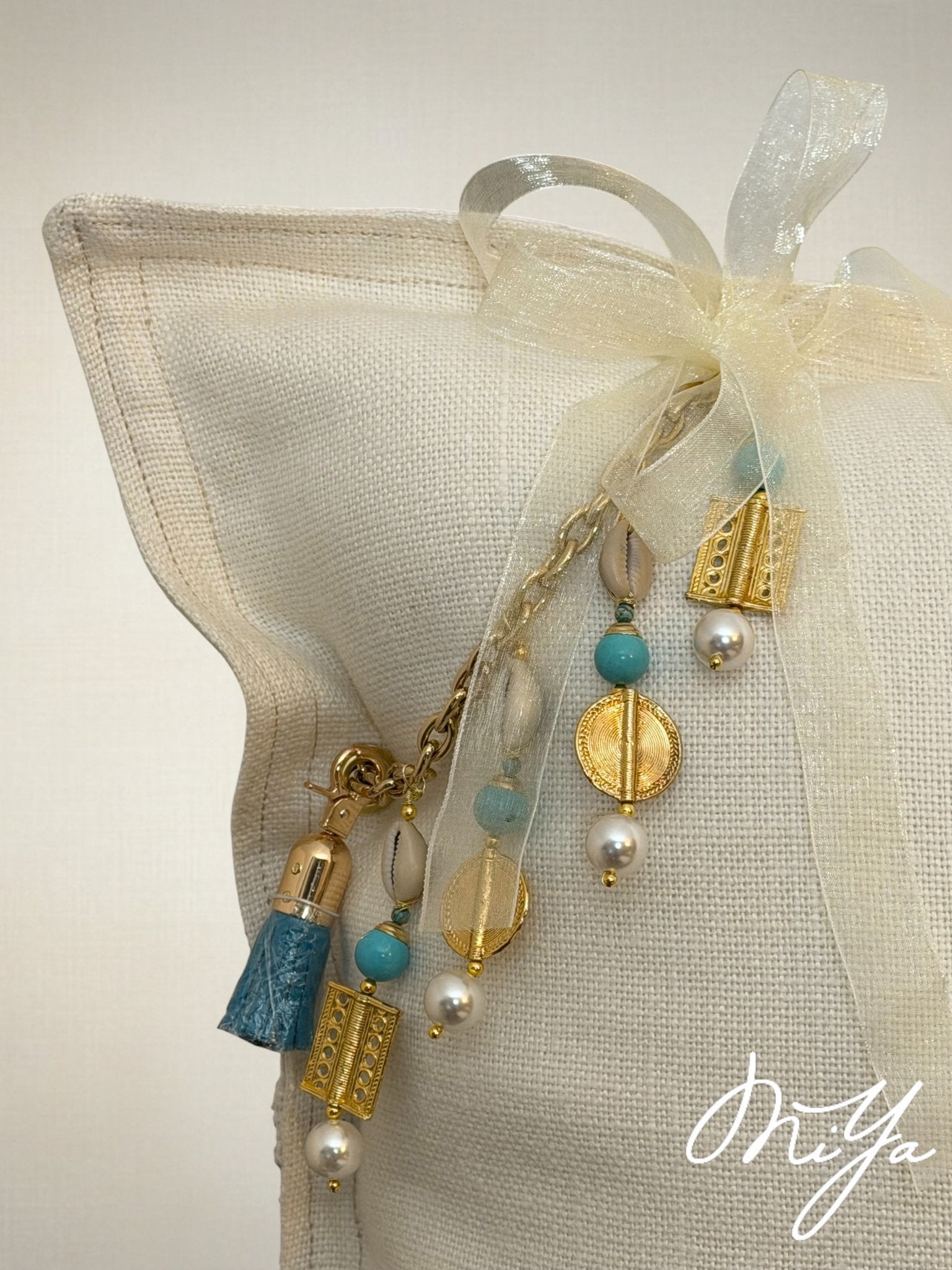 Coussin en lin écru – décoration bohème chic | SIERRA by MIYA - MIYA