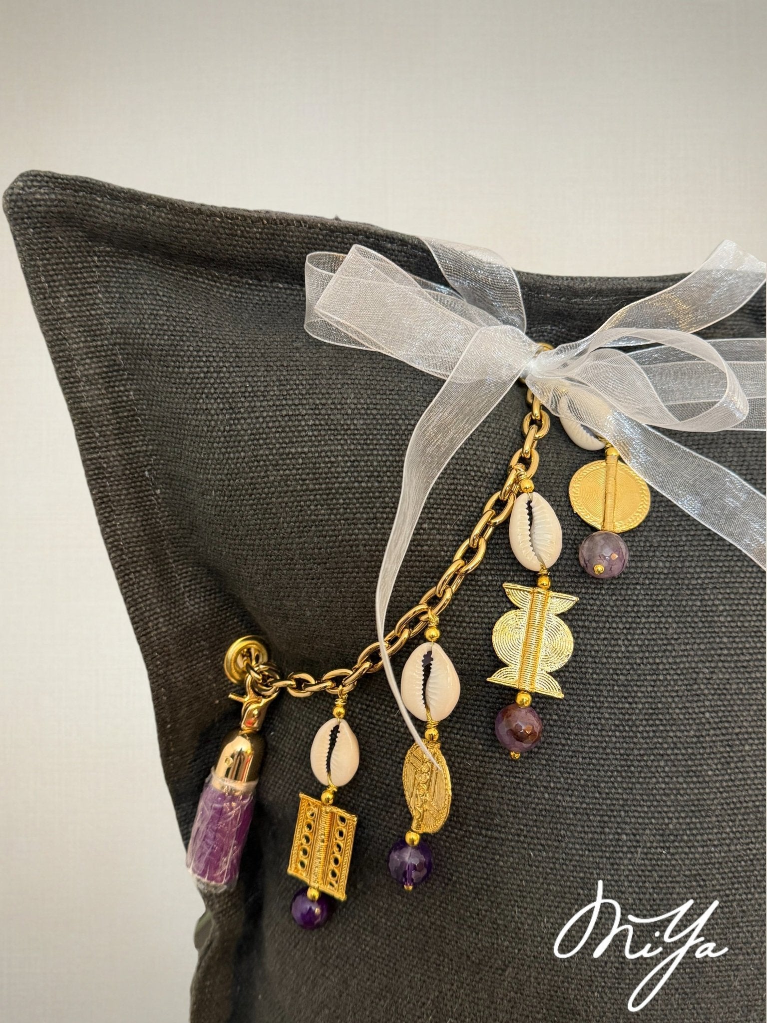 Coussin en lin gris – décoration bohème chic | SIERRA by MIYA - MIYA