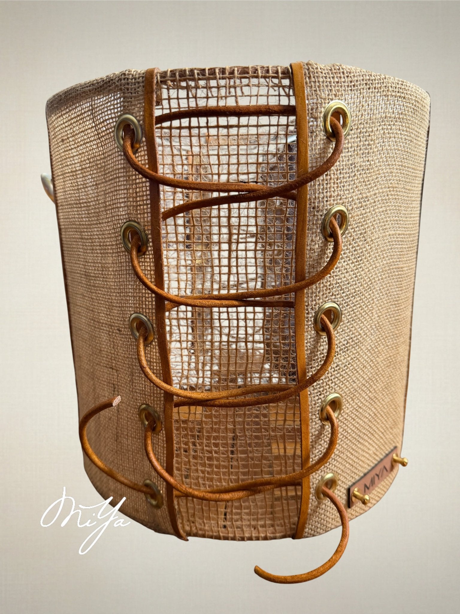 Suspension corsetée — NAÏA - MIYA