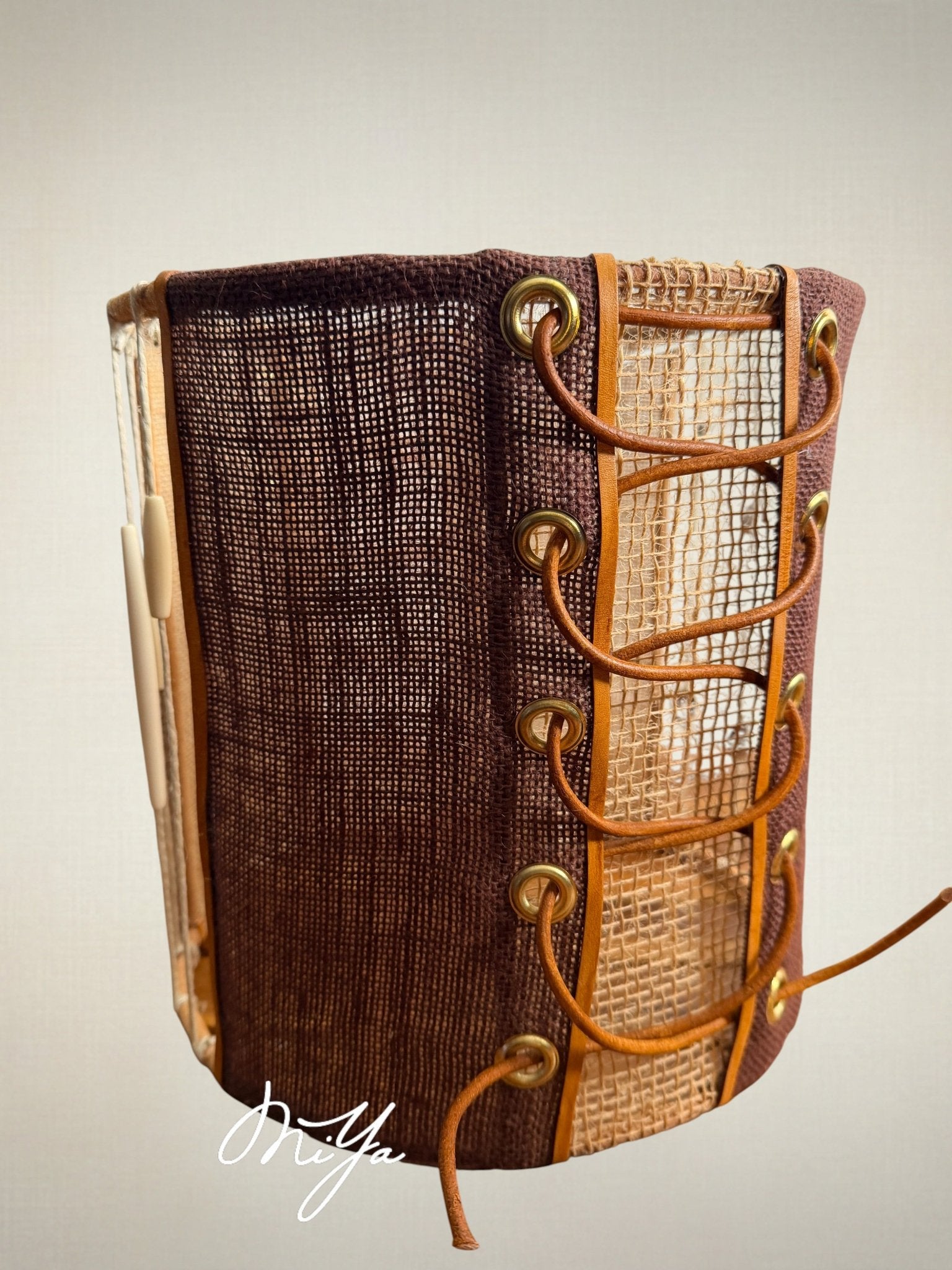 Suspension corsetée — NAÏA - MIYA