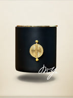 Bougie parfumée en cire de soja, artisanale et minimaliste avec médaillon Baoulé et parfum subtil | MIYA