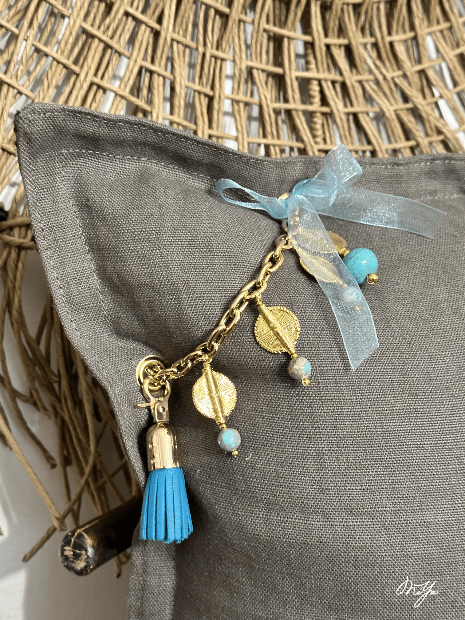 Coussin en lin SIERRA | Les Khakis - MIYA’s Boutiques